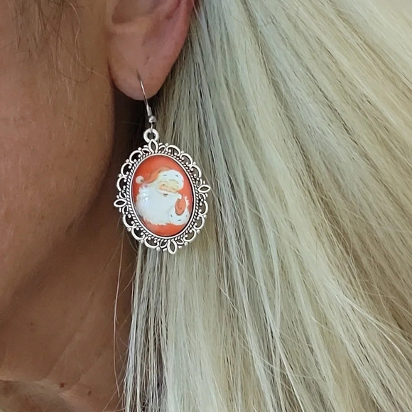 CLASSIC SANTA VINTAGE STYLE EARRINGS - Picture 3 of 7